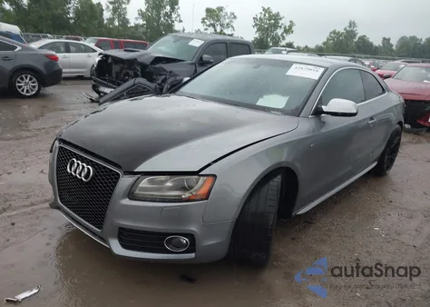 2011 Audi S5 4.2 Premium Plus из США, поврежденный, VIN WAUCVAFRXBA016615